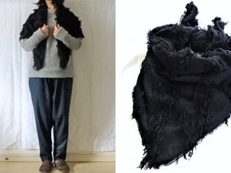 【完成品】黒/ジャガード織フリンジコットン　四角ショールの画像
