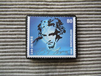 ドイツ　ベートーベン切手ブローチ 7788の画像
