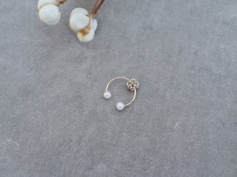 ear cuff odango ヴィンテージビーズシルバーの画像