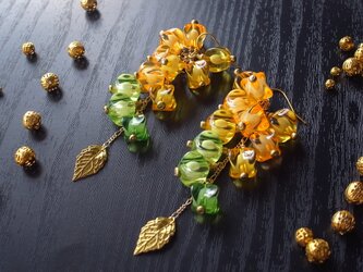 ピアス　ほおずき風ビーズ　ロングの画像