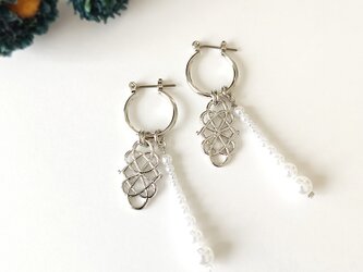《ピアス》Infinity with Bubbles pearl/Silverの画像