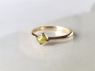 イェローナチュラルダイヤのK14の指輪の画像