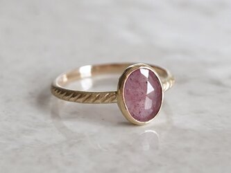 Sapphire carved ring [OP737K10]の画像