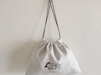 ぽんた様オーダー品　おさんぽ巾着　hugの画像