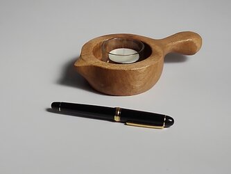 キャンドルスタンド　胡桃の燭台の画像