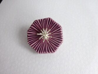 花のbroach（ミヤコワスレ）紫の画像