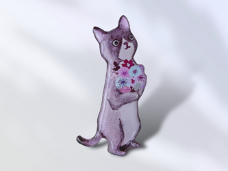 花束抱えた猫のブローチ(グレー)の画像