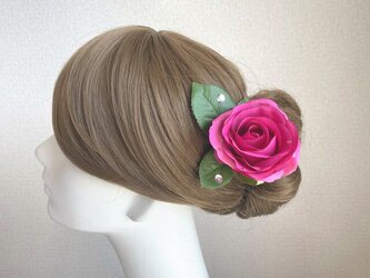 ローズピンクの薔薇のヘッドドレス（薔薇＆葉の一体Uピン仕様） ピンクの薔薇　薔薇　髪飾り　フローレス　フラメンコ　の画像