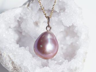 大粒ラベンダー淡水真珠の一粒ネックレス　～Rosemondeの画像