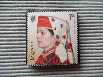 ウクライナ　切手ブローチ　7910の画像