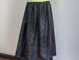 着物リメイク♪丈８０ｃｍ：上質な更紗模様の泥大島紬のシンプルなスカート（裏地付き）の画像