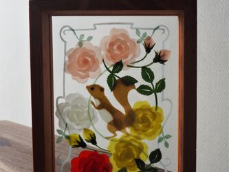 ガラス絵＊薔薇とリスの画像