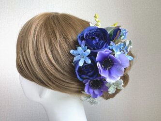 青い薔薇とアネモネのヘッドドレス　　髪飾り　青　薔薇　アネモネ　結婚式　ウェディング　成人式の画像