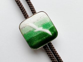 かもめ 【リーフグリーン Leaf Green】 七宝焼ループタイ ボロタイ 純銀箔押し七宝の画像