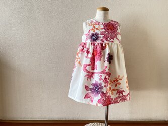 子供　浴衣地ひかえめフレアーワンピース（後ろボタン）　綿麻注染ベージュ地にピンク花　90サイズ〈受注製作〉の画像