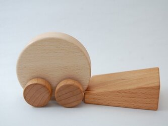 くるりんカー　「グッドトイ2010」選定玩具ですの画像
