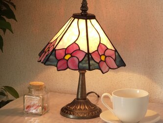テーブルランプ・お花がいっぱい・ピンクの画像