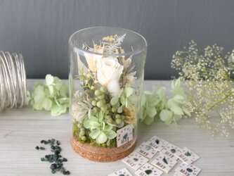 5月生まれの方へ　誕生月の天然石 flower bottle　-EMERALD-の画像