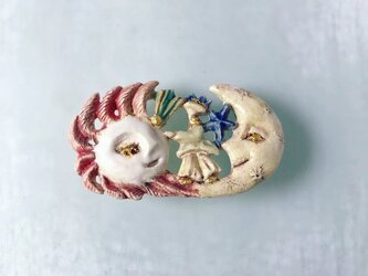星の誕生［陶器ブローチ］の画像