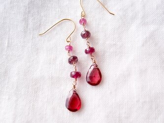 送料無料 Mixed stone earrings【K14gf・受注制作】Dark pink ピアスの画像