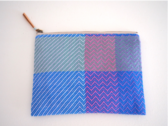 flat pouch -red border-の画像
