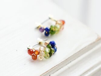 【チタンピアス】七色花火・雨上がりの虹色 レインボーのレースフープ 小の画像
