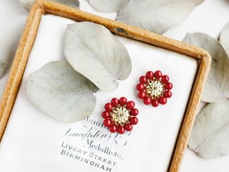【ピアス】赤珊瑚のアンティークレトロなお花（A）母の日や還暦祝いにもの画像