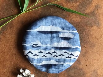 藍錠染めコースター　島と海の画像