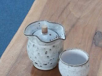 絞り出し急須セット　雪融けの画像
