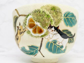 京焼　抹茶碗　栗と猫の画像