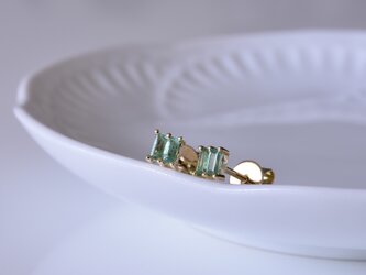 18K 天然エメラルドのピアスの画像
