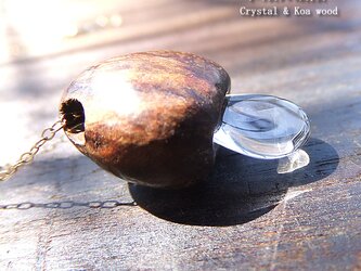 K10YG クリスタル & コアウッド ペンダントネックレス（mamalu-n5)の画像