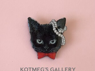 黒猫 ブローチ　オリジナル イラスト ねこ 猫 blackcat 赤リボンの画像
