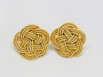 素敵なおめかし 梅のピアス（ゴールドベージュ）の画像