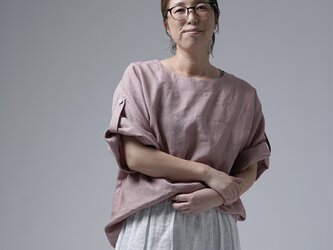 【wafu / リネントップス】風が通る ロールアップTシャツ / 蘇芳香(すおうこう) t041k-sok1の画像