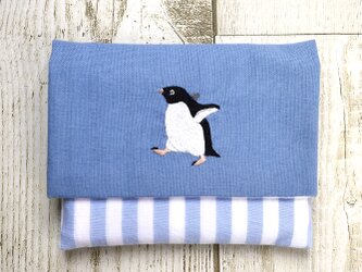 アデリーペンギンの刺繍ポケットティッシュケースの画像
