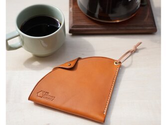 一枚革で作る本革コーヒーフィルターホルダーmini2人用　手縫い　キャンプにぴったり【選べる革とステッチ】【名入れ無料】の画像
