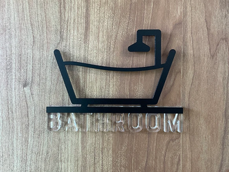 （送料無料）ルームサイン BATHROOM ドア用 3Dアアイコン クリア文字の画像
