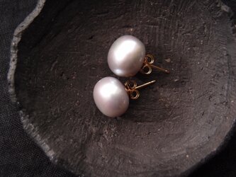 【K14gf】Baroque Pearl Earrings／大粒グレーバロックパール スタッドピアス（Gray）