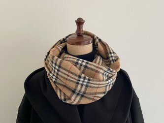 上質ウール生地　タータンチェック柄のスヌード♪　かぶるだけでオシャレに決まる　秋冬の画像