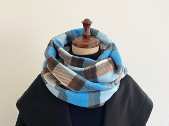 タータンチェック柄のロングスヌードの画像