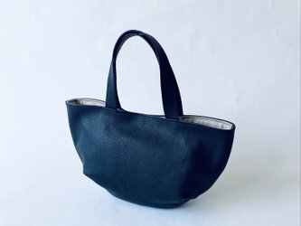 半月型トート　ブラックの画像