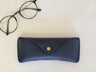 スリムなセミハードメガネケース/ネイビーの画像