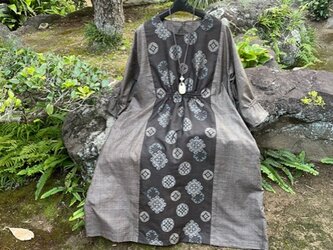 受注制作【着物リメイク】大島紬のシャーリングワンピース/Aラインの画像