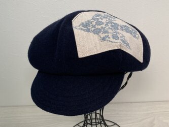TOPI ウールと刺繍生地のキャスケット（ネイビー）の画像