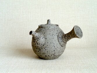 注器（白御影b）の画像