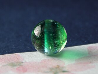 ガラスアクセサリー【深緑】縞の小石　SS250の画像