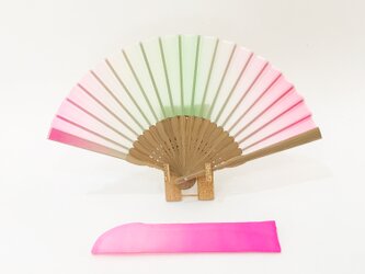 絵絹扇子　日本の京都の職人が手仕事で制作　透け感を楽しめる涼やかな仕上がり　プレゼントに最適 #02の画像
