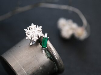 winter set) エメラルド ＆ 雪の結晶 イヤーカフ セット シルバー925の画像
