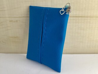 ポケットティッシュケース　フェイクレザー　合成皮革　ティッシュカバー   冴えた青色　一点物の画像